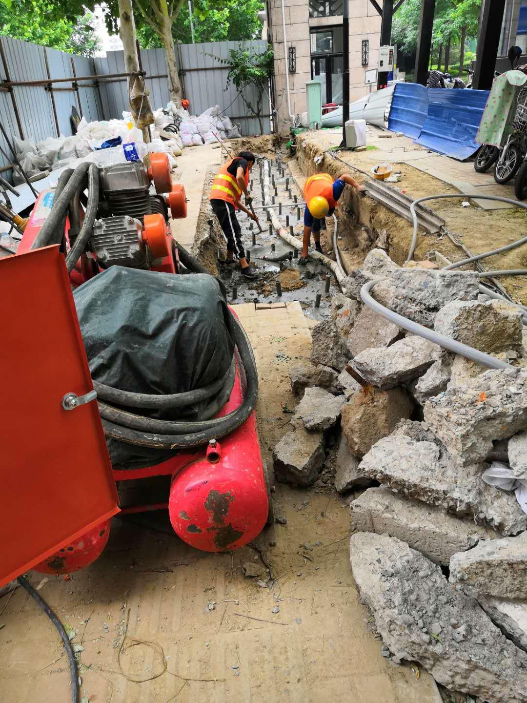 宁南地基加固解决房子的地基下沉问题