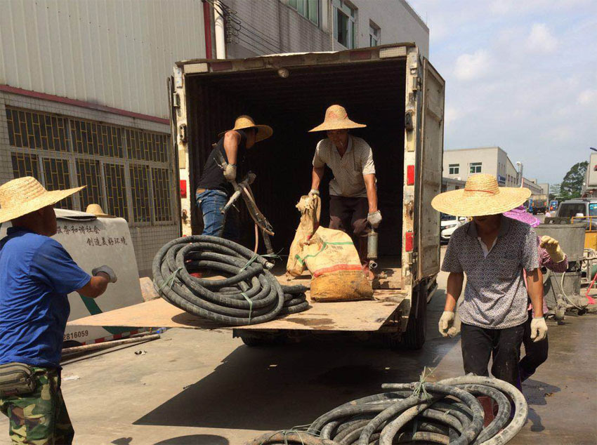 宁南一部件厂房地基出现下沉注浆加固